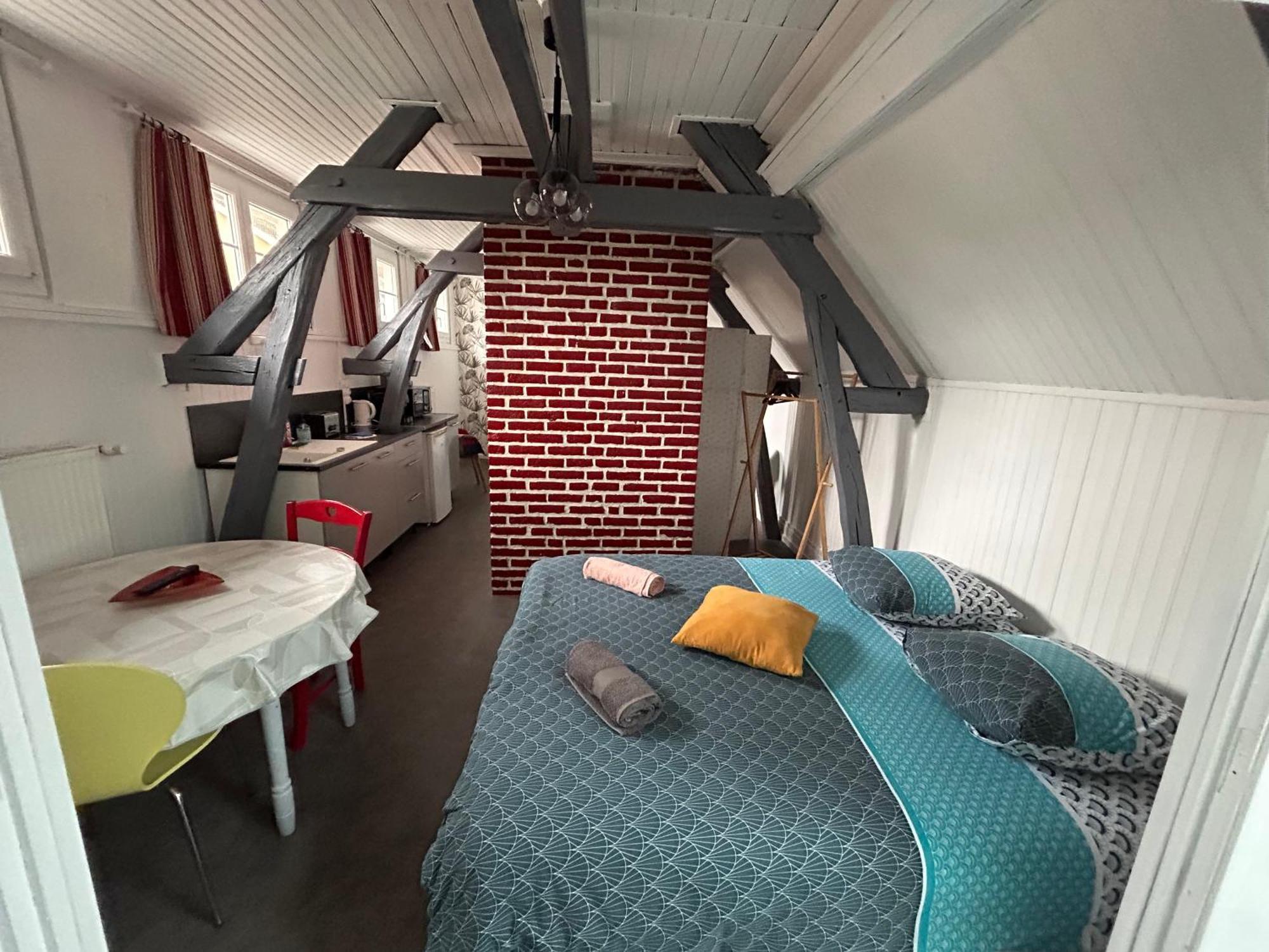 Home Preize 2 Troyes Kültér fotó